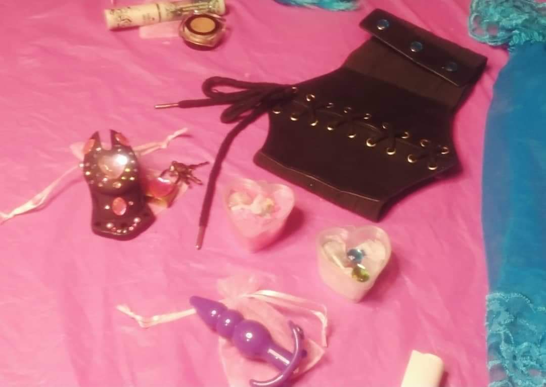 ๐๐ Sissy Bunny Set - (15 Pieces)